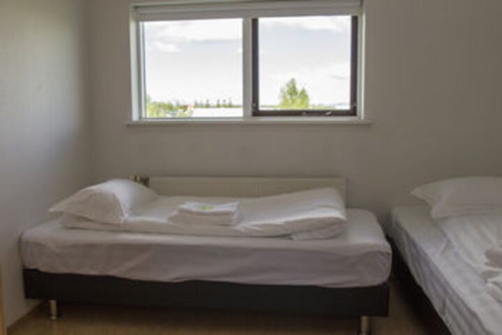 Room 6 of 19