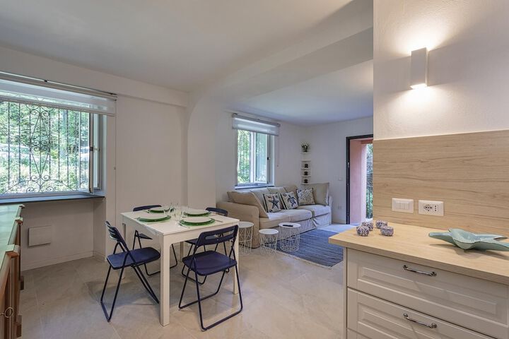 Room 2 of 19