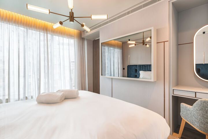 Room 33 of 113