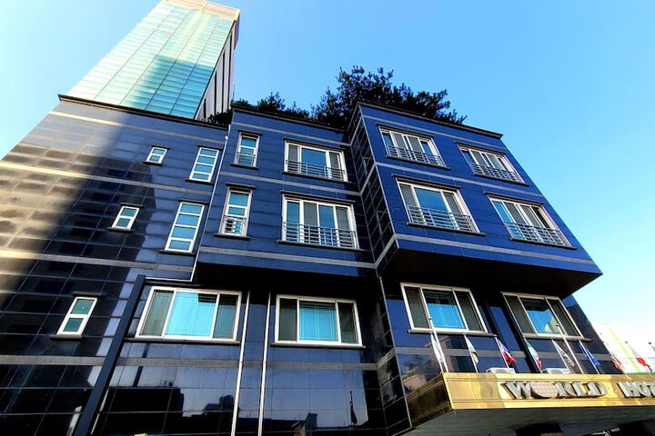 Photo of World Tourist Hotel