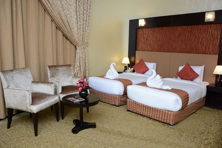 Room 45 of 77