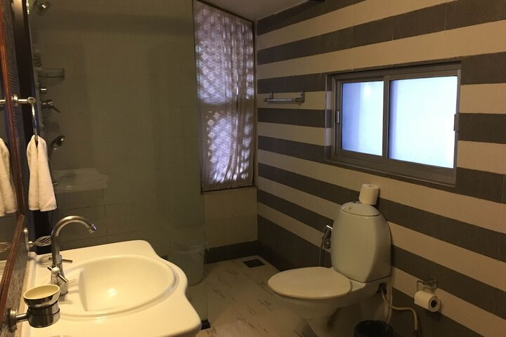 Room 20 of 30