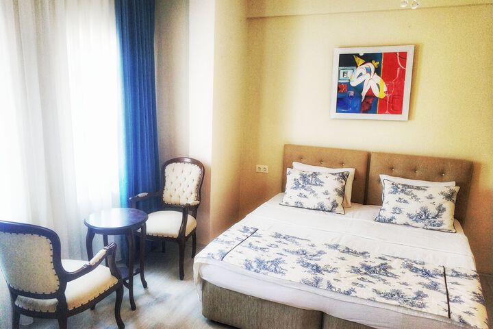 Room 16 of 22