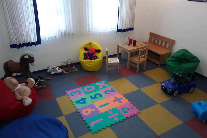 Childrens Activities 32 of 43