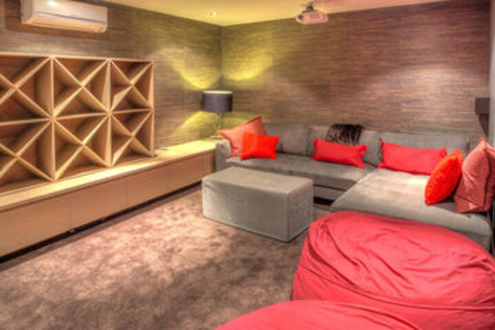 Room 51 of 74