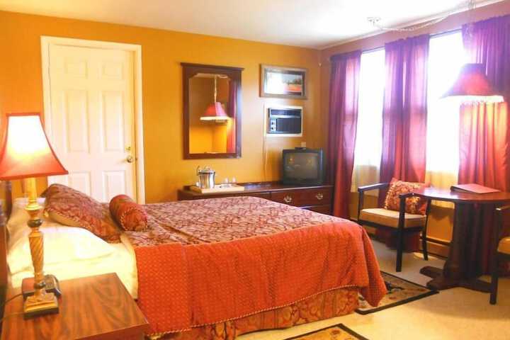 Room 32 of 55