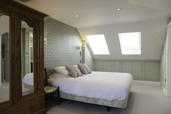 Room 13 of 20