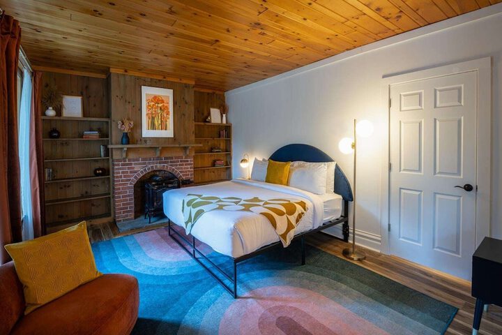 Superior King Bed (20 of 21)