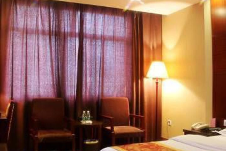 Room 6 of 47