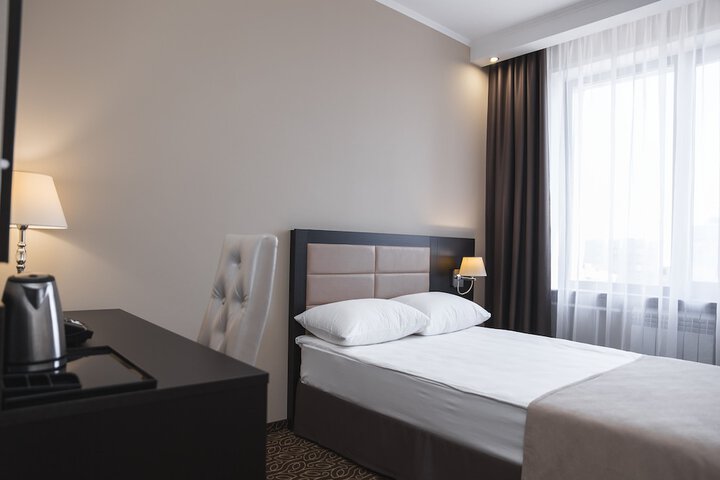 Room 14 of 49