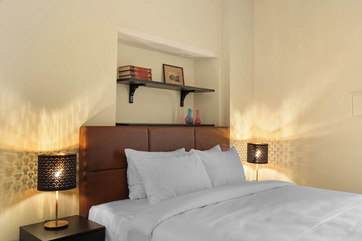 Room 13 of 79