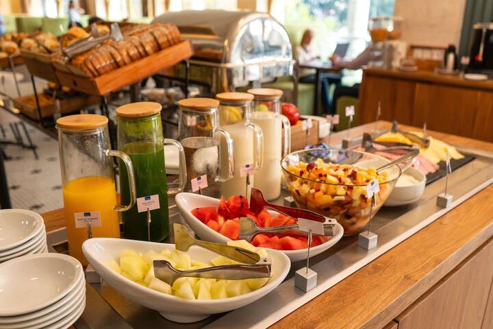 Breakfast area