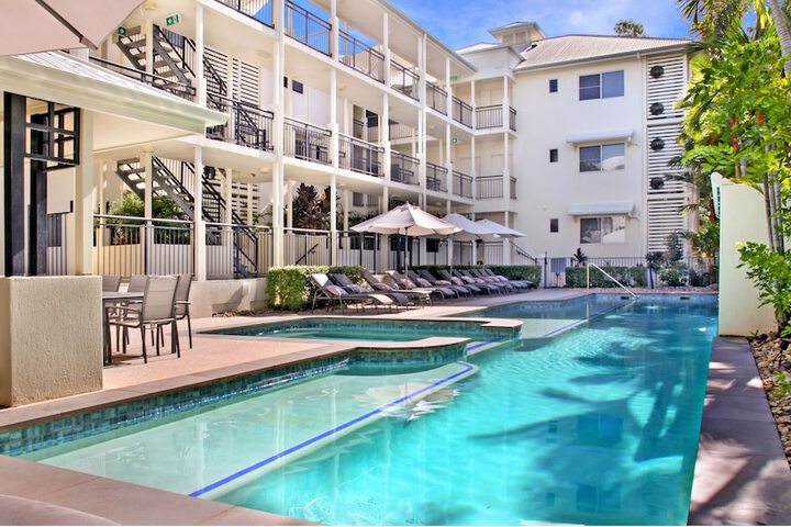 Hotel with Pool