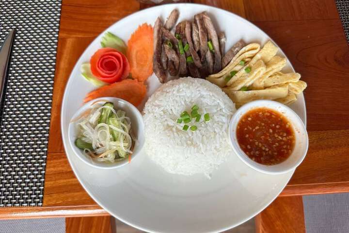 Dining 22 of 40