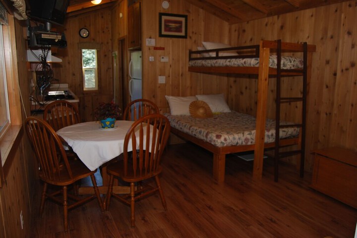 Room 2 of 23