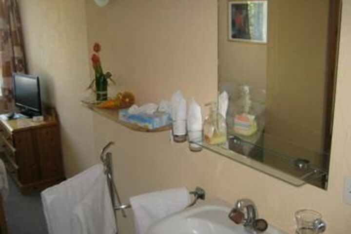 Room 54 of 81