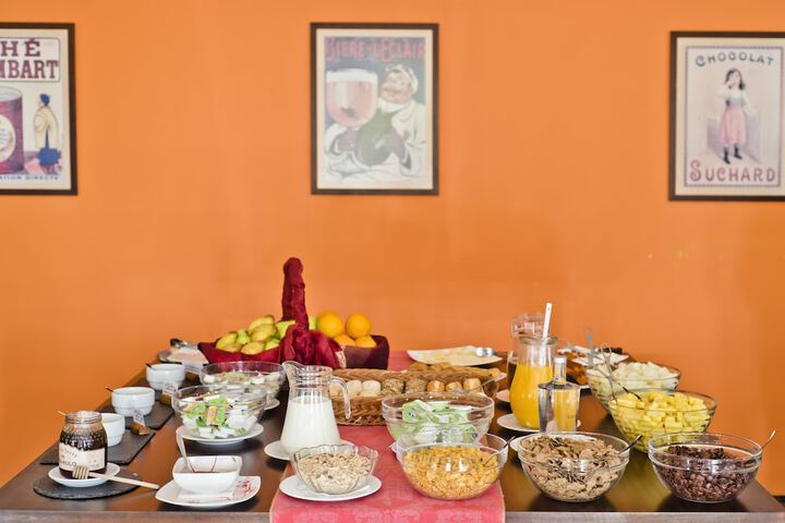 Breakfast buffet