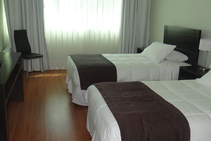 Room 6 of 69