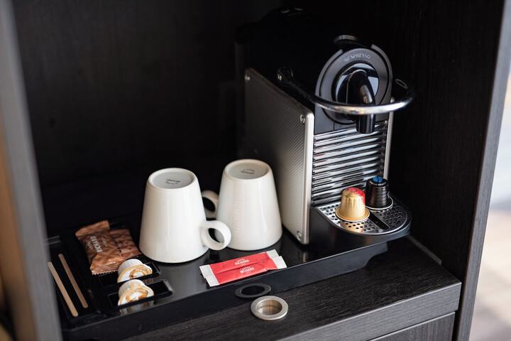Breakfast/Coffee Service 40 of 92