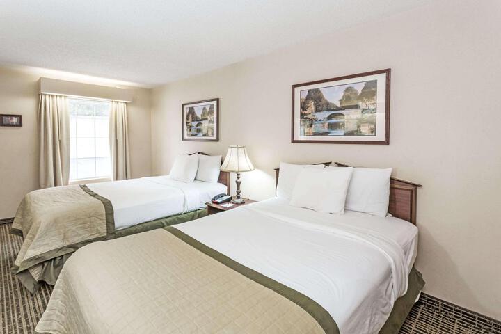 2 Double Bed Room (9 of 9)