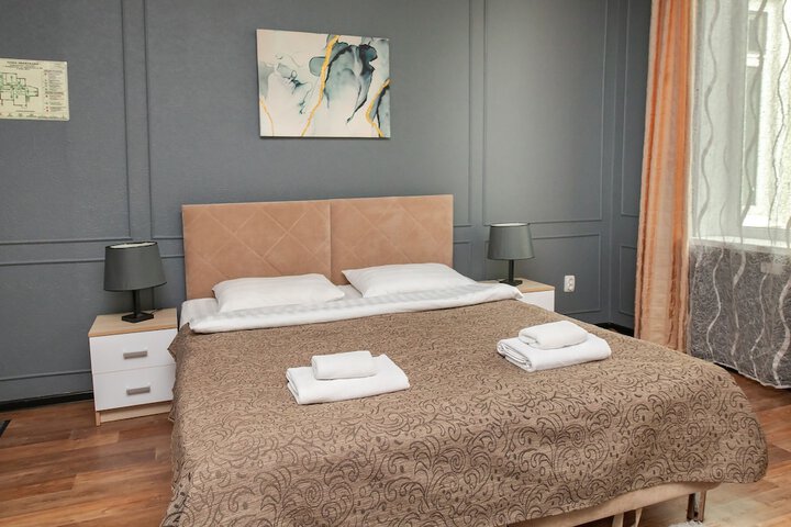 Room 25 of 62