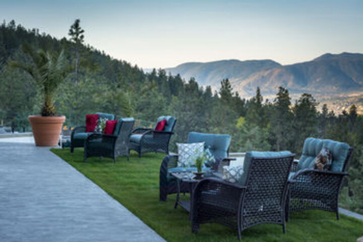 Terrace/Patio 27 of 33