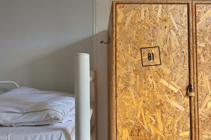 Room 17 of 50