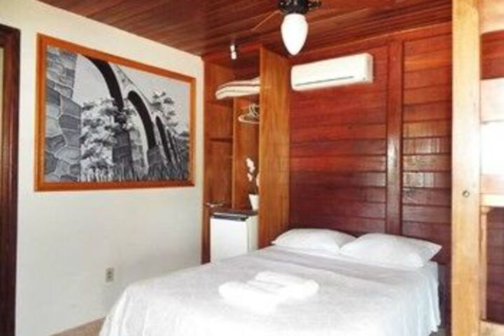 Room 12 of 19