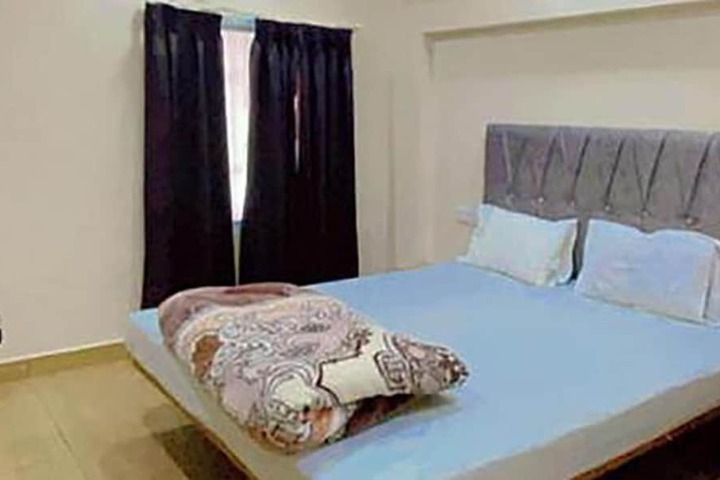 Room 15 of 21