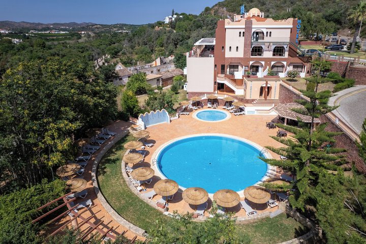 Hotel with Pool