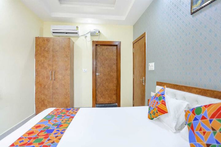 Room 7 of 29