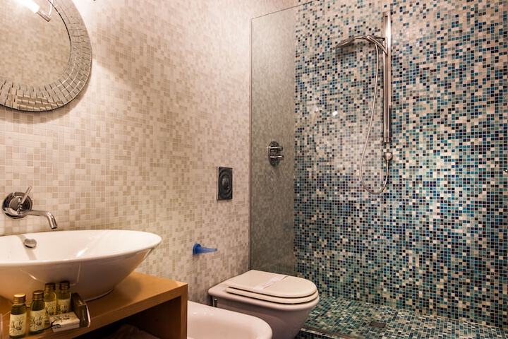 Clean Restrooms
