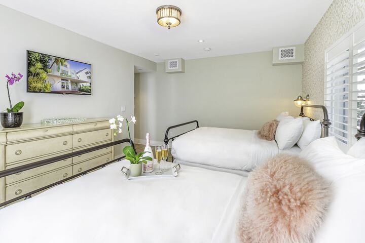 Classic Double Bed (10 of 23)