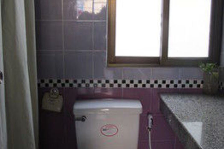 Room 4 of 21