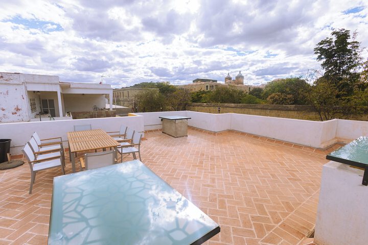 Terrace/Patio 21 of 42