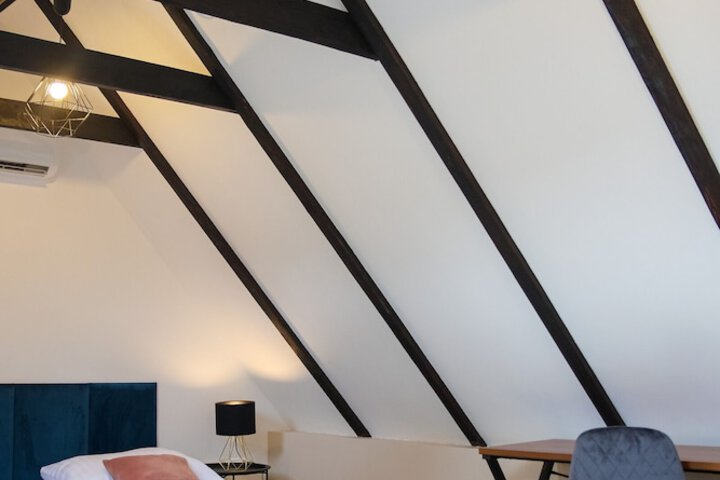 Room 74 of 168