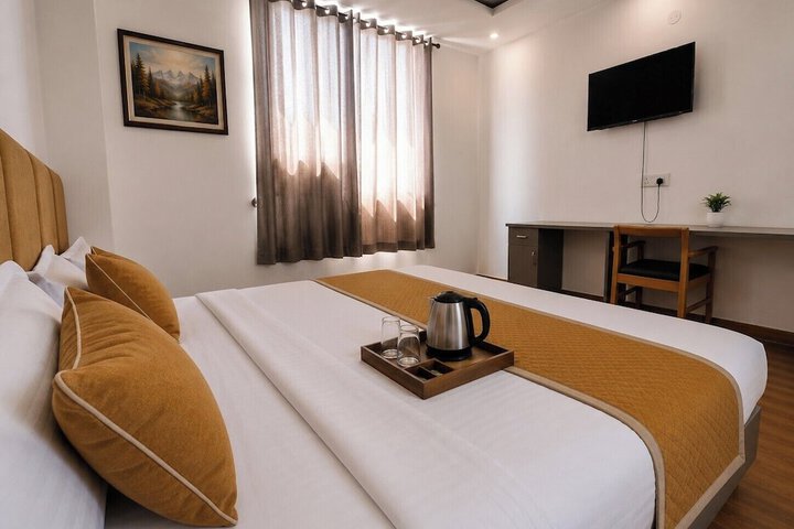 Room 28 of 43