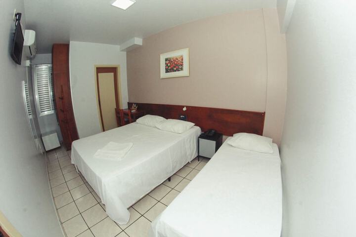 Room 14 of 29