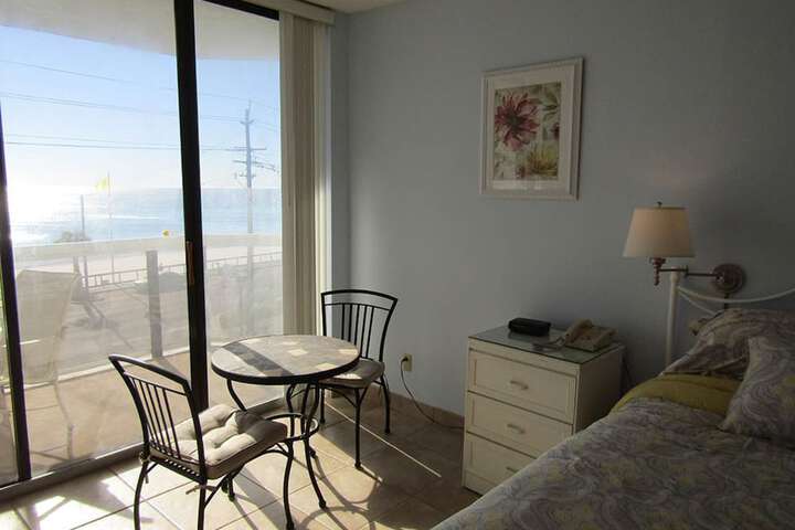 Room 40 of 123