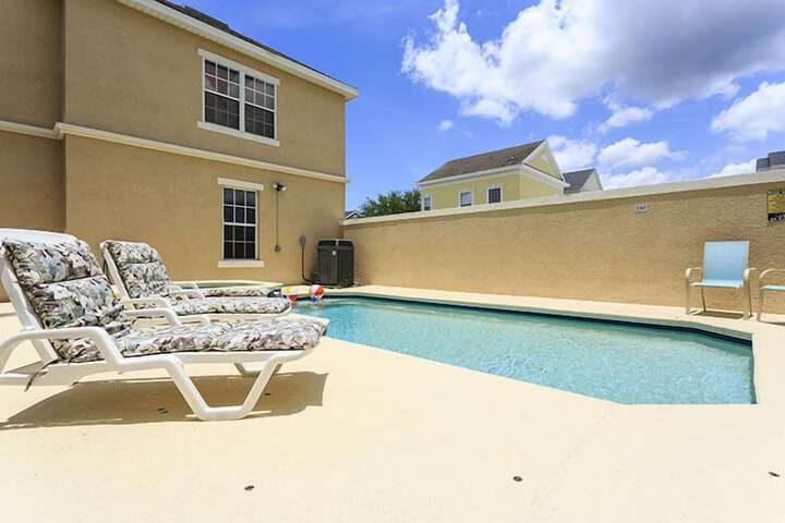 Sundeck 40 of 44