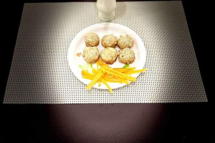 Dining 31 of 39