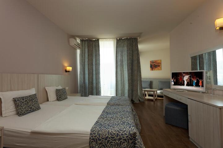 Room 9 of 56