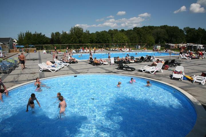 General 2 of 16