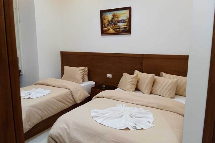 Room 8 of 22