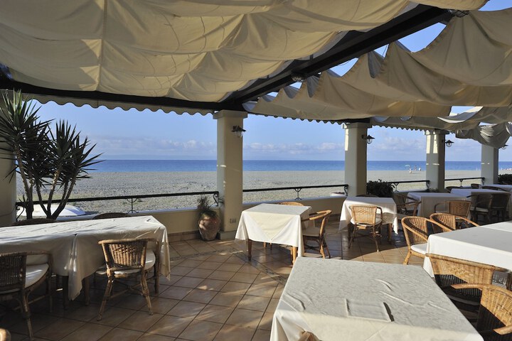 Terrace/Patio 27 of 31