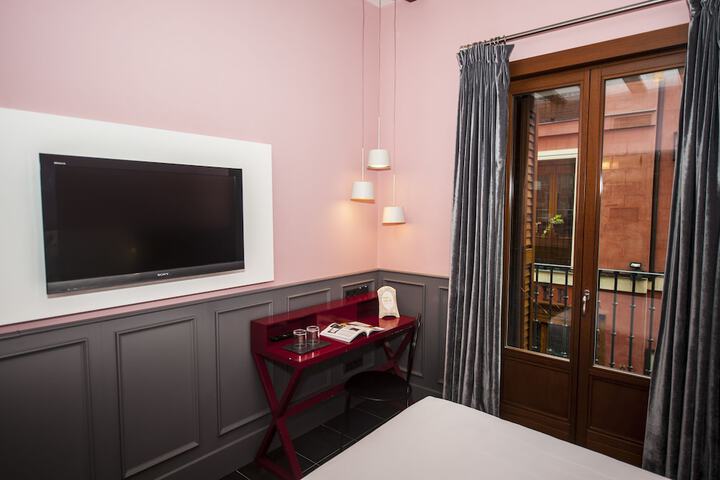Room 30 of 131
