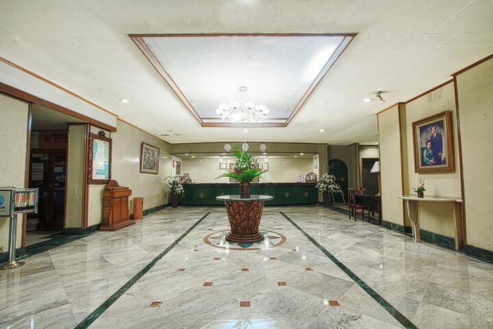 Lobby Photos