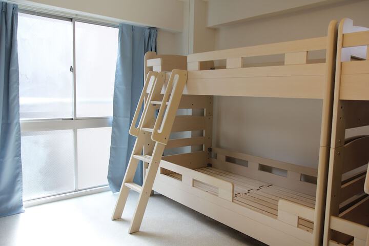 Room 15 of 68