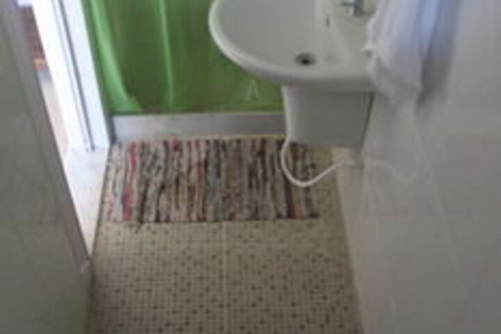 Room 2 of 20