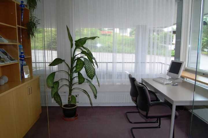 Business Center 32 of 50